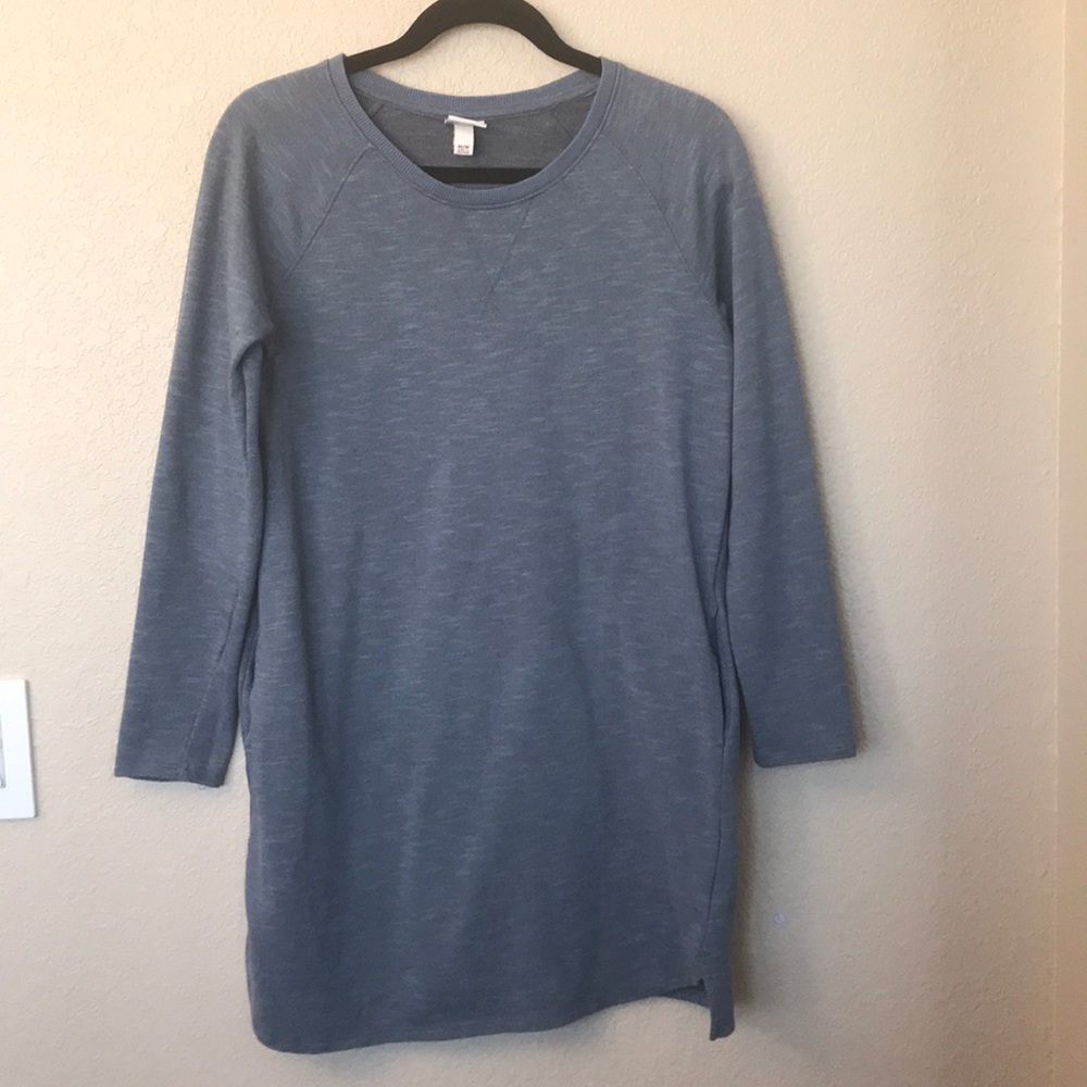 It’s has Pockets! Blue lightweight sweater dress